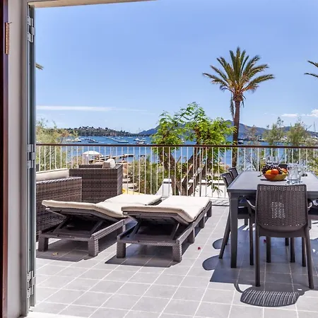 Seafront Iru Apartamento *